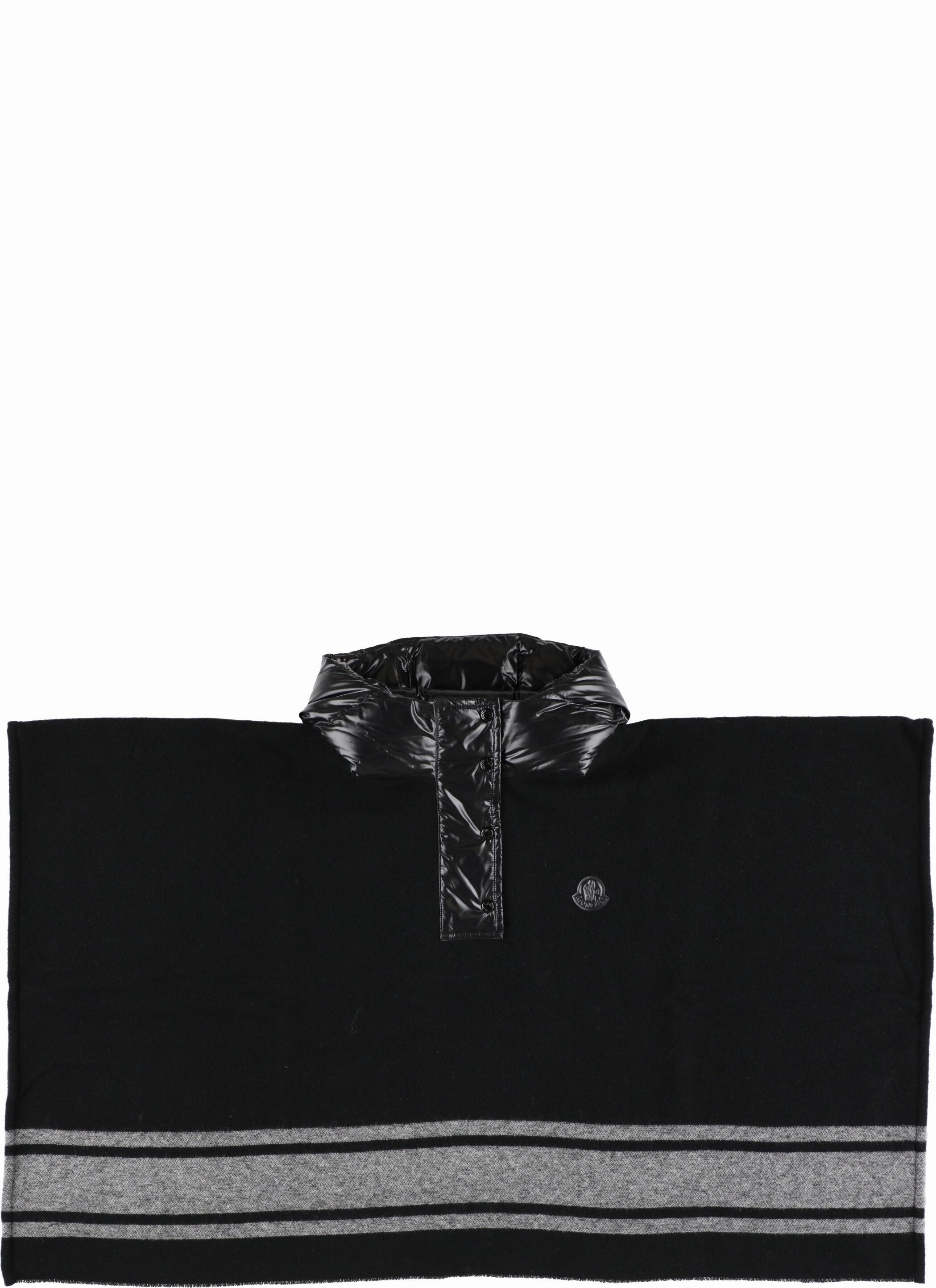 Moncler Enfant Logo Detail Hooded Poncho